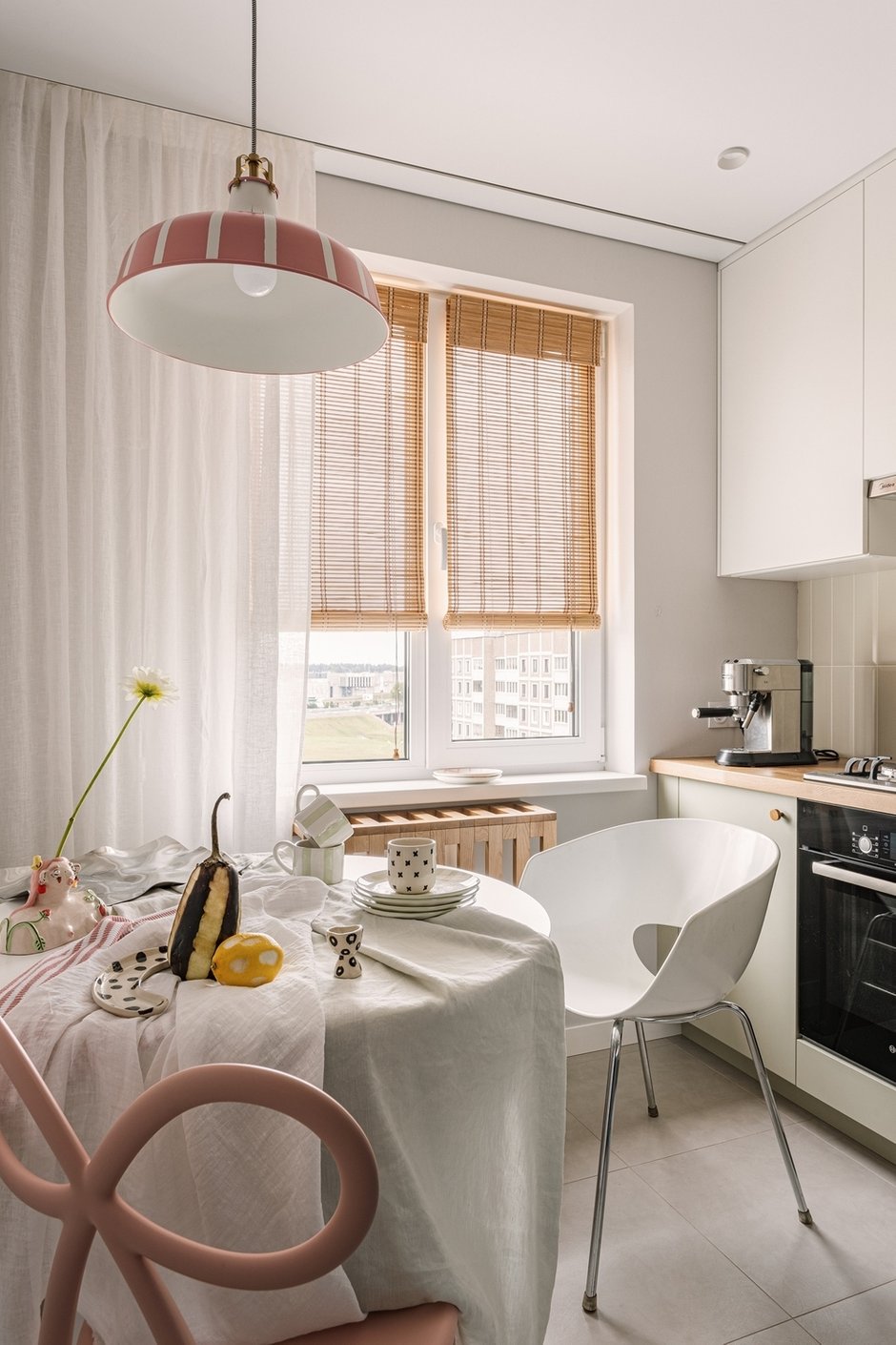 Фотография: Кухня и столовая в стиле Современный, Эклектика, Квартира, Проект дня, Беларусь, Минск, 2 комнаты, Валерия Макаревич, Винтажный – фото на INMYROOM