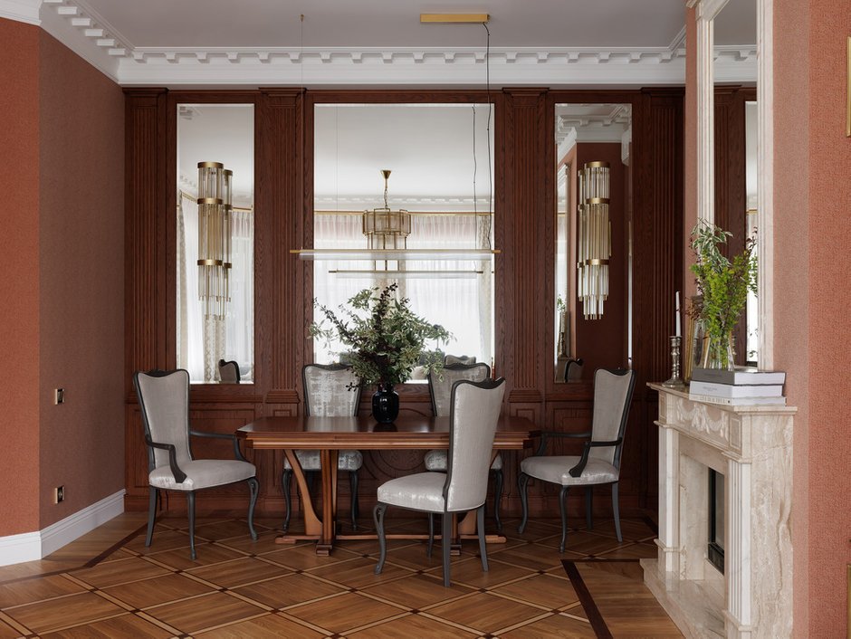 Фотография: Кухня и столовая в стиле Классический, Эклектика, Квартира, Проект дня, Санкт-Петербург, Кирпичный дом, 4 и больше, Более 90 метров, Эксклюзивные проекты, современный с элементами классики и роскоши, Елена Куртина, Жанна Тульнова – фото на INMYROOM