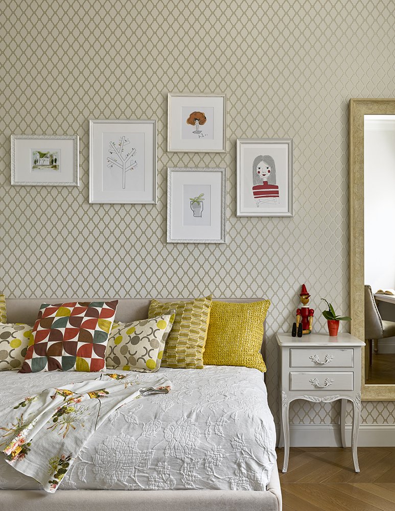 Фотография:  в стиле , Квартира, Россия, Gramercy Home, Проект недели, Zara Home, SLV, Crate&Barrel, Art De Vivre, Ирина Лаврентьева, Leicht, Roberto Cavalli, Анастасия Каменских, квартира в пастельных тонах, детская для близнецов, линейная кухня, однорядная кухня – фото на INMYROOM