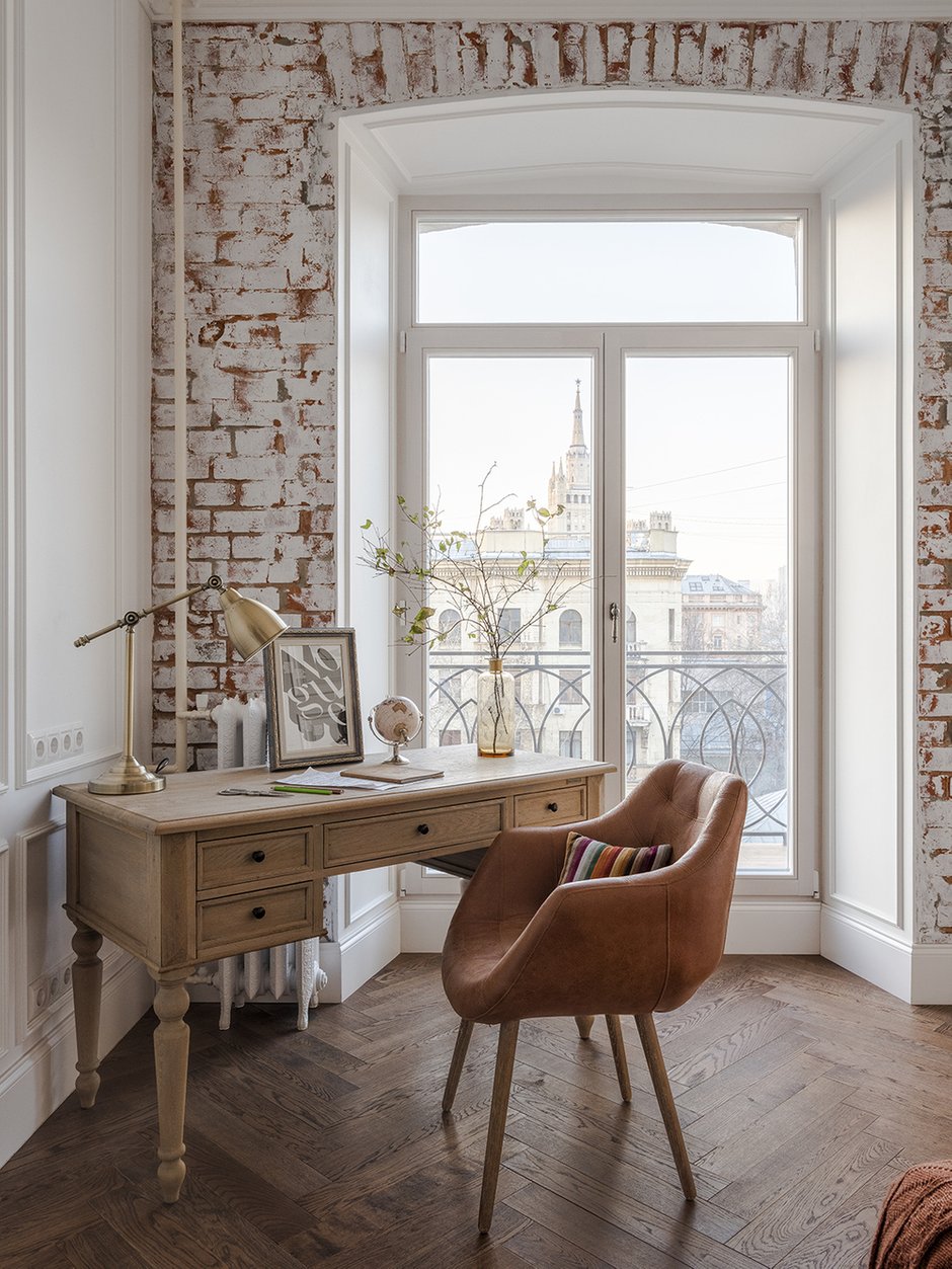 Фотография: Кабинет в стиле Эклектика, Квартира, Проект недели, Москва, Ольга Кондратова, Кирпичный дом, 3 комнаты, 60-90 метров – фото на INMYROOM
