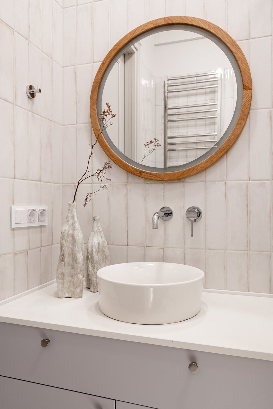 Фотография: в стиле , Современный, Квартира, Проект дня, Москва, Сталинка, 2 комнаты, 40-60 метров, Патриаршие пруды, винтаж/ретро, Рамиля Шагиева, Эмиль Шагиев – фото на INMYROOM