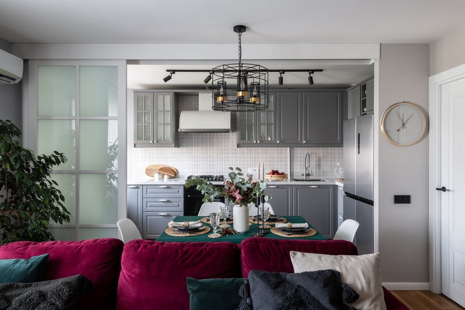 Photo: in Style, Kitchen and Dining Room, Apartment, Kitchen, Kitchen in Khrushchevka, Kitchen-Living Room, How to Arrange the Interior of the Kitchen, Kitchen Interior, Kitchen-Living Room in A Typical Apartment, A Kitchen for a Married Couple, Remodeling Khrushchev, Khrushchev, Before and After, Kitchen in A Modern Apartment, Kitchen in the studio, Repair of Kitchen in the studio, repair of kitchen in the studio, repair of kitchen brick Дом - Фото на inmyroom