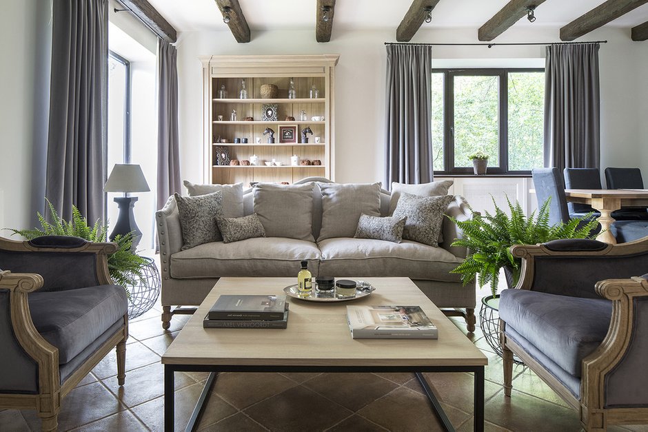 Фотография: Гостиная в стиле Прованс и Кантри, Дом, Проект недели, Подмосковье, Дом и дача, Московская область, Кирпичный дом, 4 и больше, Более 90 метров, Надежда Малых, Максим Бондаренко – фото на INMYROOM