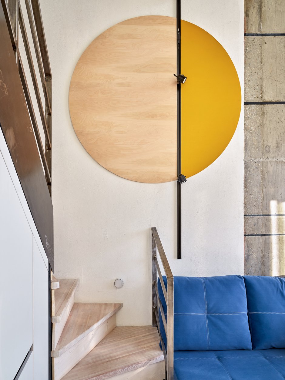 Фотография: Гостиная в стиле Лофт, Современный, Квартира, Проект недели, 2 комнаты, до 40 метров, Иркутск – фото на INMYROOM