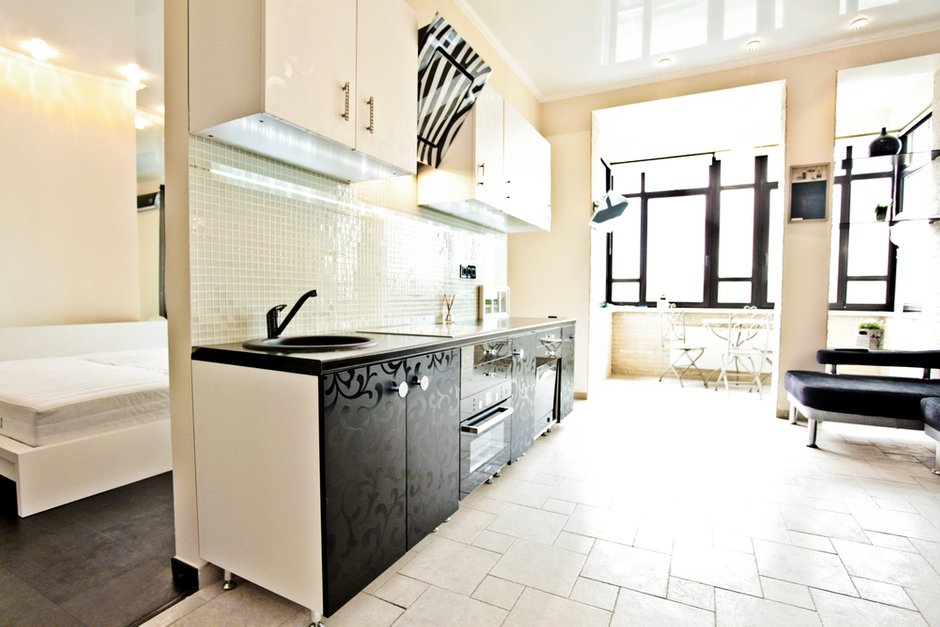 Фотография: Кухня и столовая в стиле Современный, Квартира, Цвет в интерьере, Дома и квартиры – фото на INMYROOM