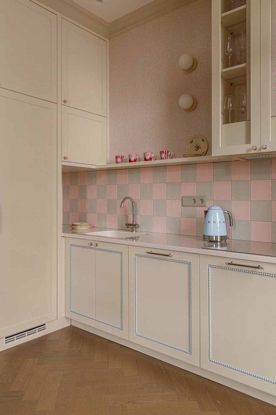 Фотография:  в стиле , Квартира, Проект дня, Астана, 60-90 метров, современный с элементами эклектики, Динара Усманова – фото на INMYROOM