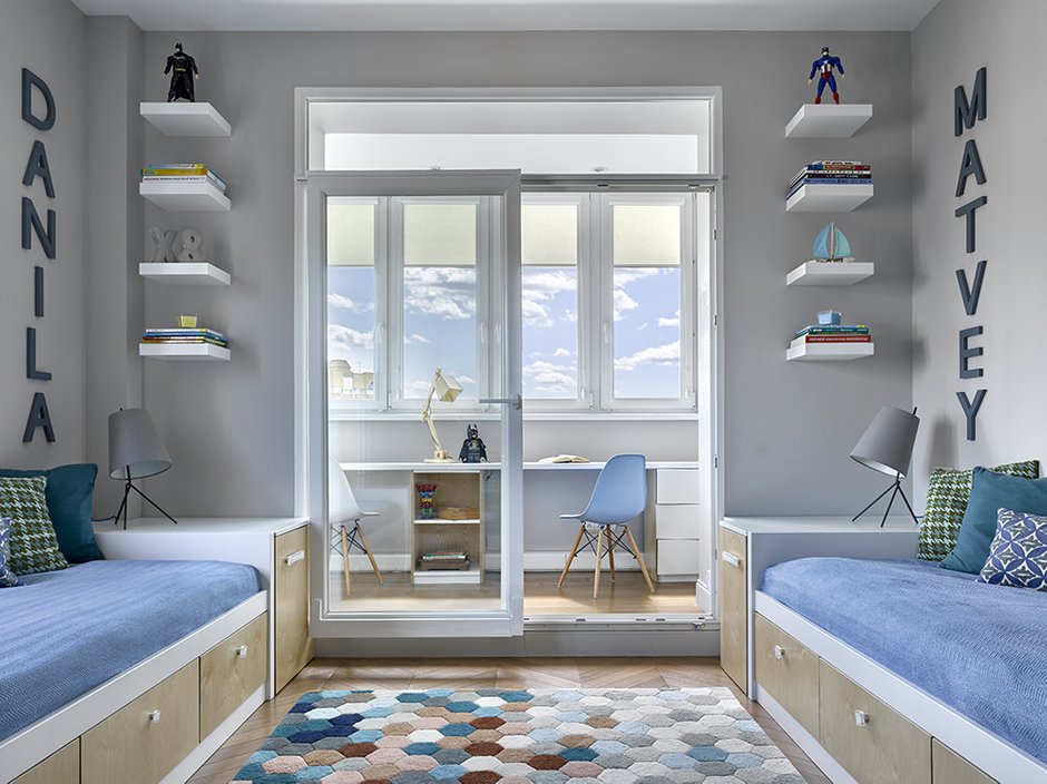 Фотография:  в стиле , Квартира, Россия, Gramercy Home, Проект недели, Zara Home, SLV, Crate&Barrel, Art De Vivre, Ирина Лаврентьева, Leicht, Roberto Cavalli, Анастасия Каменских, квартира в пастельных тонах, детская для близнецов, линейная кухня, однорядная кухня – фото на INMYROOM