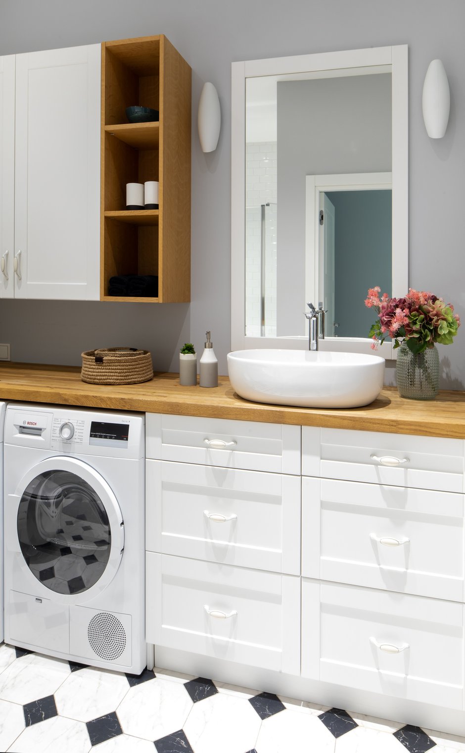 Фотография: Ванная в стиле Современный, Квартира, Проект недели, Москва, Монолитный дом, 4 и больше, Более 90 метров, Евгения Козюкова – фото на INMYROOM