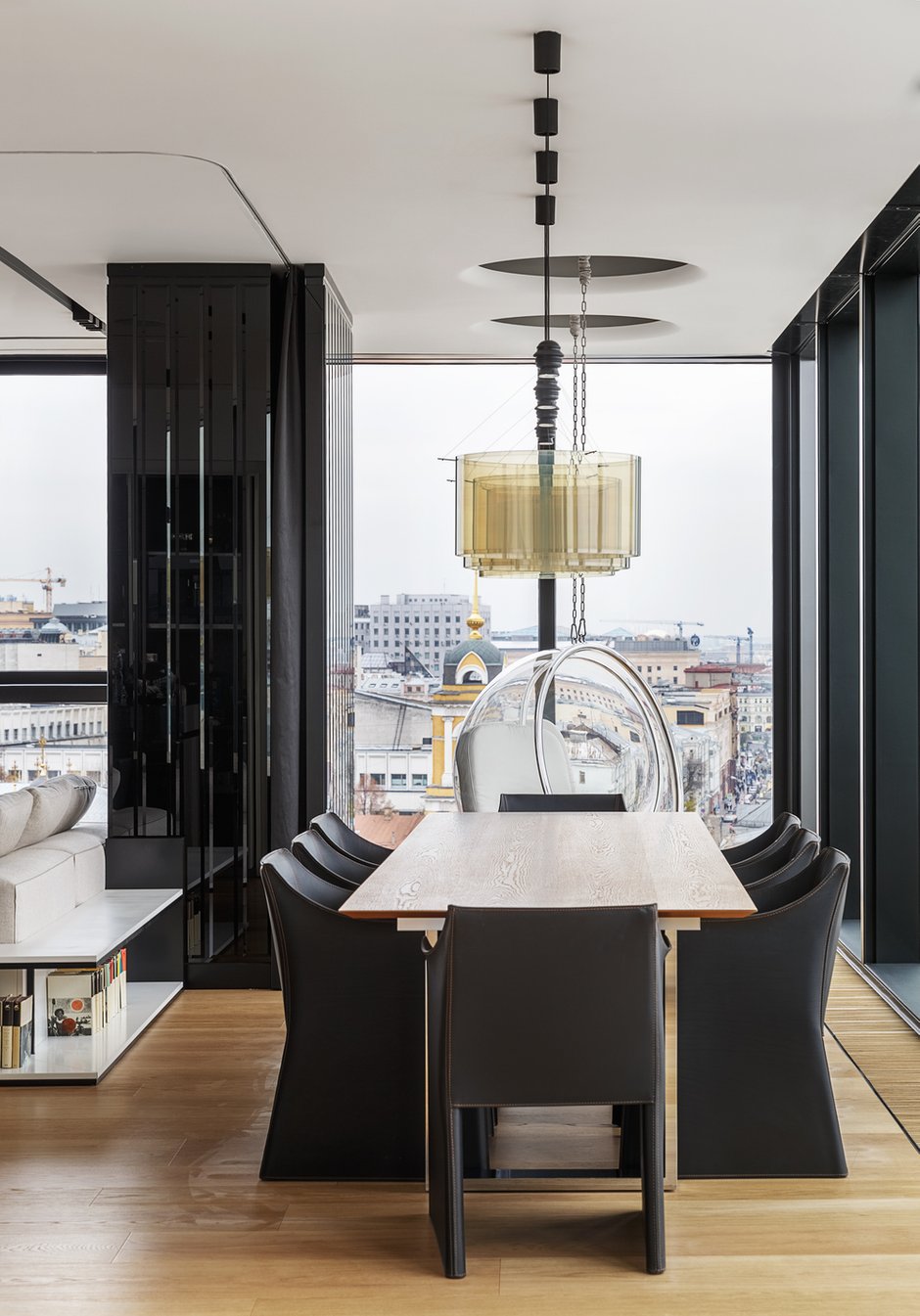 Фотография: Кухня и столовая в стиле Хай-тек, Проект недели, Москва, Более 90 метров, #эксклюзивныепроекты, ЖК «Легенда Цветного», Ab-architects – фото на INMYROOM