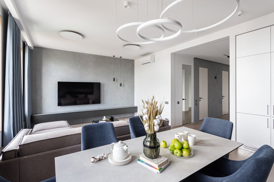 Фотография: Кухня и столовая в стиле Современный, Минимализм, Квартира, Проект недели, Москва, 3 комнаты, Более 90 метров, Светлана Гальченко – фото на INMYROOM