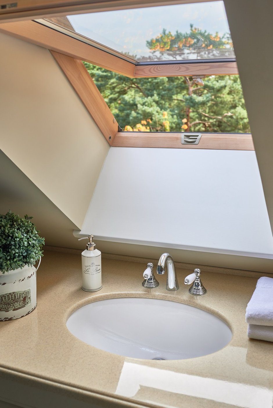 Фотография: Ванная в стиле Классический, Прованс и Кантри, Восточный, Эклектика, Квартира, Проект недели, квартира в мансарде, Калининград, 4 и больше, Более 90 метров, Светлогорск, Монолитно-кирпичный, двухуровневая квартира, Виктория Лазарева – фото на INMYROOM