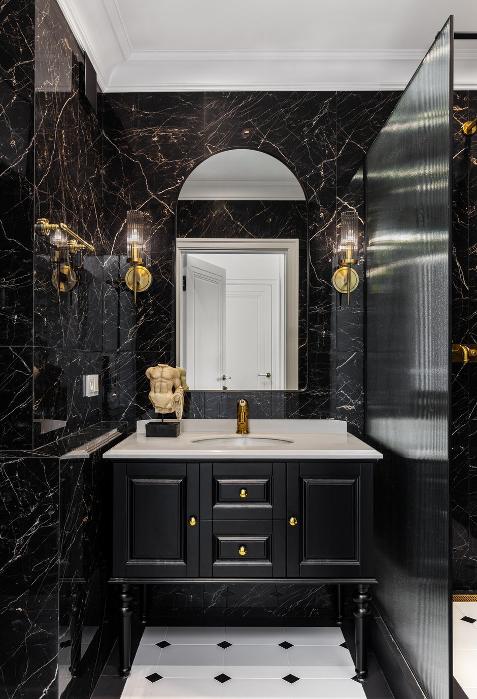 Фотография: Ванная в стиле Классический, Современный, Эклектика, Проект дня, Пентхаус, Москва, Раменское, 2 комнаты, 60-90 метров, Мариетта Мнацаканян – фото на INMYROOM