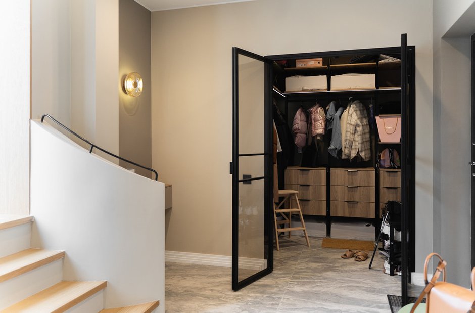 Фотография: Гардеробная в стиле Современный, Квартира, Проект недели, 3 комнаты, Более 90 метров, Уфа, Lauradesign – фото на INMYROOM