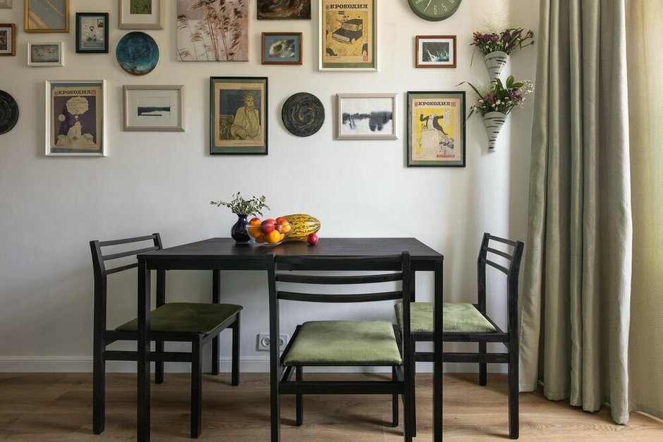 Фотография:  в стиле , Кухня и столовая, Гид, как обустроить маленькую кухню, как оформить интерьер кухни, интерьер кухни, кухня, современная кухня тренды и антитренды, дизайн кухни, тренды в дизайне, тренды 2025 – фото на INMYROOM