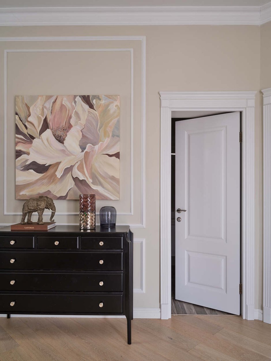 Фотография: Кабинет в стиле Классический, Современный, Дом, Проект дня, Москва, Дом и дача, Блочный дом, 4 и больше, Более 90 метров, классический с современными элементами, Екатерина Бачурина – фото на INMYROOM