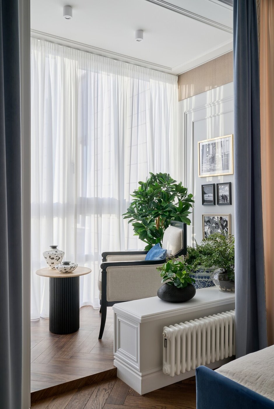 Фотография: в стиле , Квартира, Проект дня, 3 комнаты, Более 90 метров, Эксклюзивные проекты, современный с элементами неоклассики, Новосибирская область, Кольцово – фото на INMYROOM