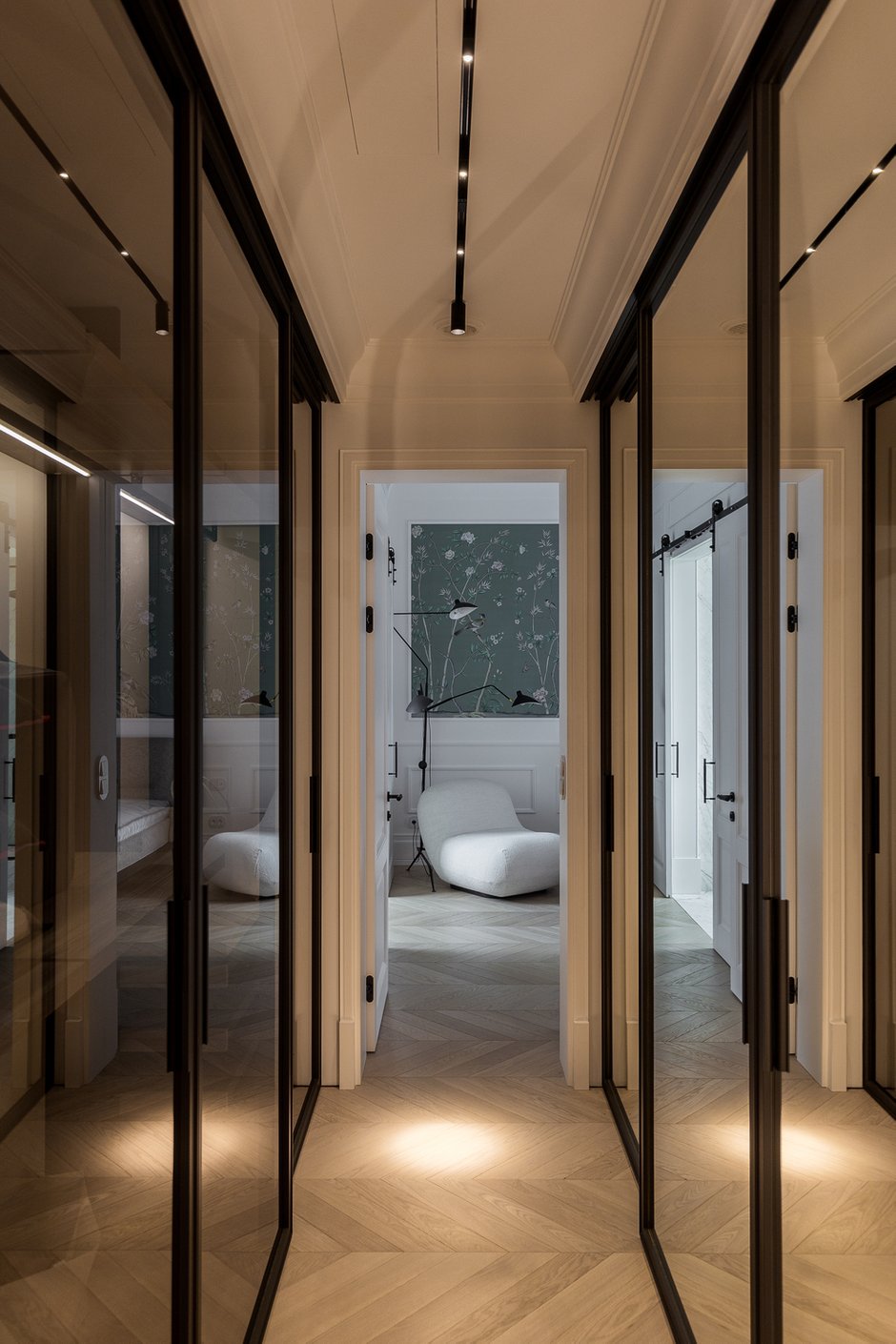 Фотография: Прихожая в стиле Современный, Классический, Квартира, Проект недели, Москва, 3 комнаты, Более 90 метров, ai-architects X БЮРО, Людмила Иванова – фото на INMYROOM