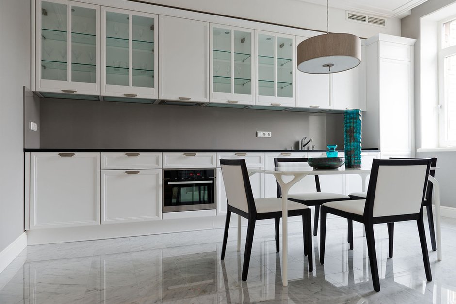 Фотография: Кухня и столовая в стиле Современный, Минимализм, Квартира, Декор, Проект недели – фото на INMYROOM