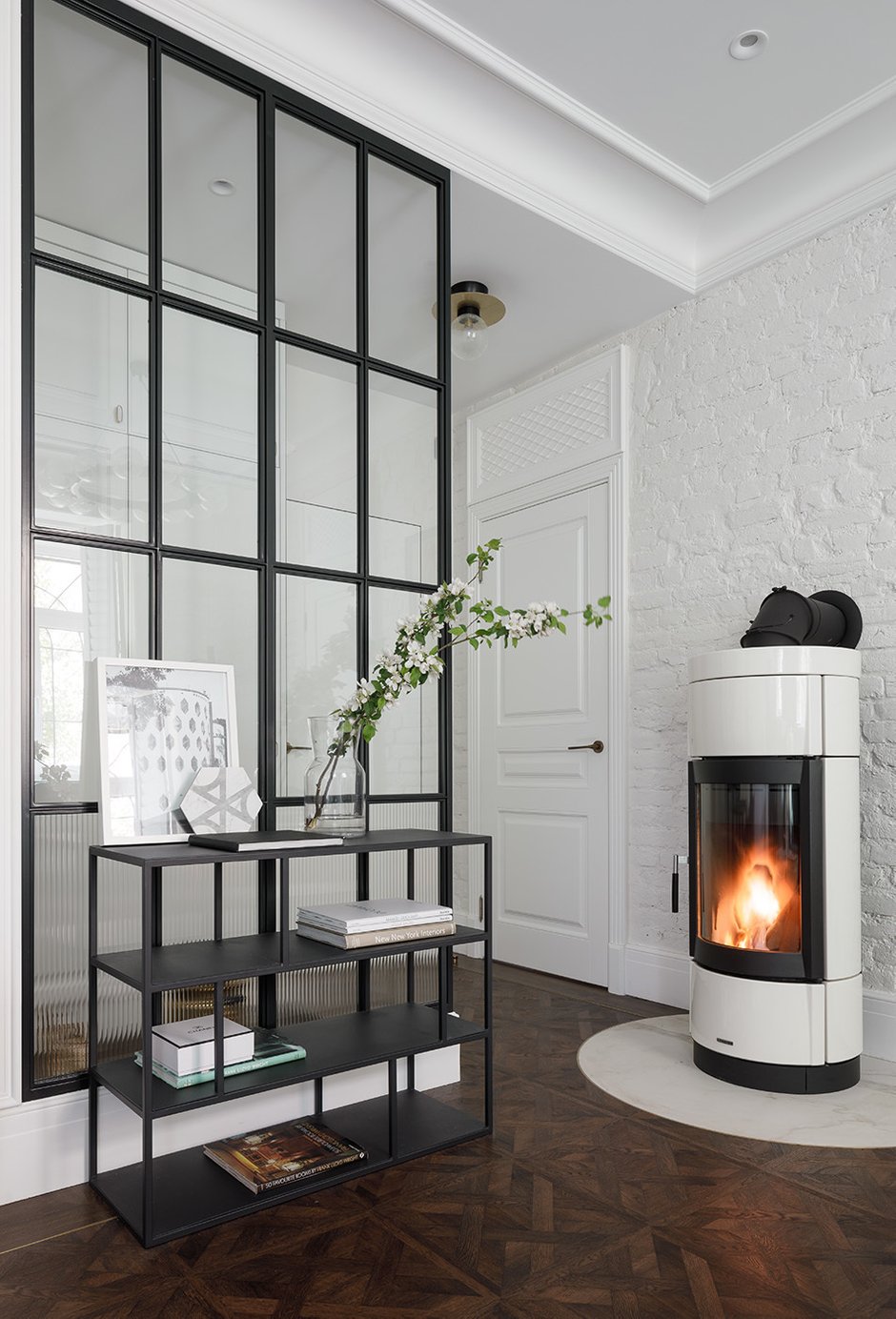 Фотография: Гостиная в стиле Современный, Скандинавский, Квартира, Проект недели, Санкт-Петербург, Кирпичный дом, 3 комнаты, 40-60 метров, Дмитрий Дубровский – фото на INMYROOM