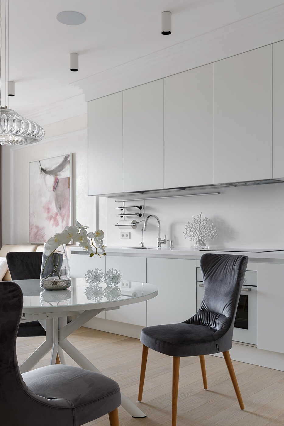 Фотография: Кухня и столовая в стиле Современный, Классический, Квартира, Проект недели, Санкт-Петербург, 3 комнаты, 60-90 метров, Кирилл Пономаренко – фото на INMYROOM