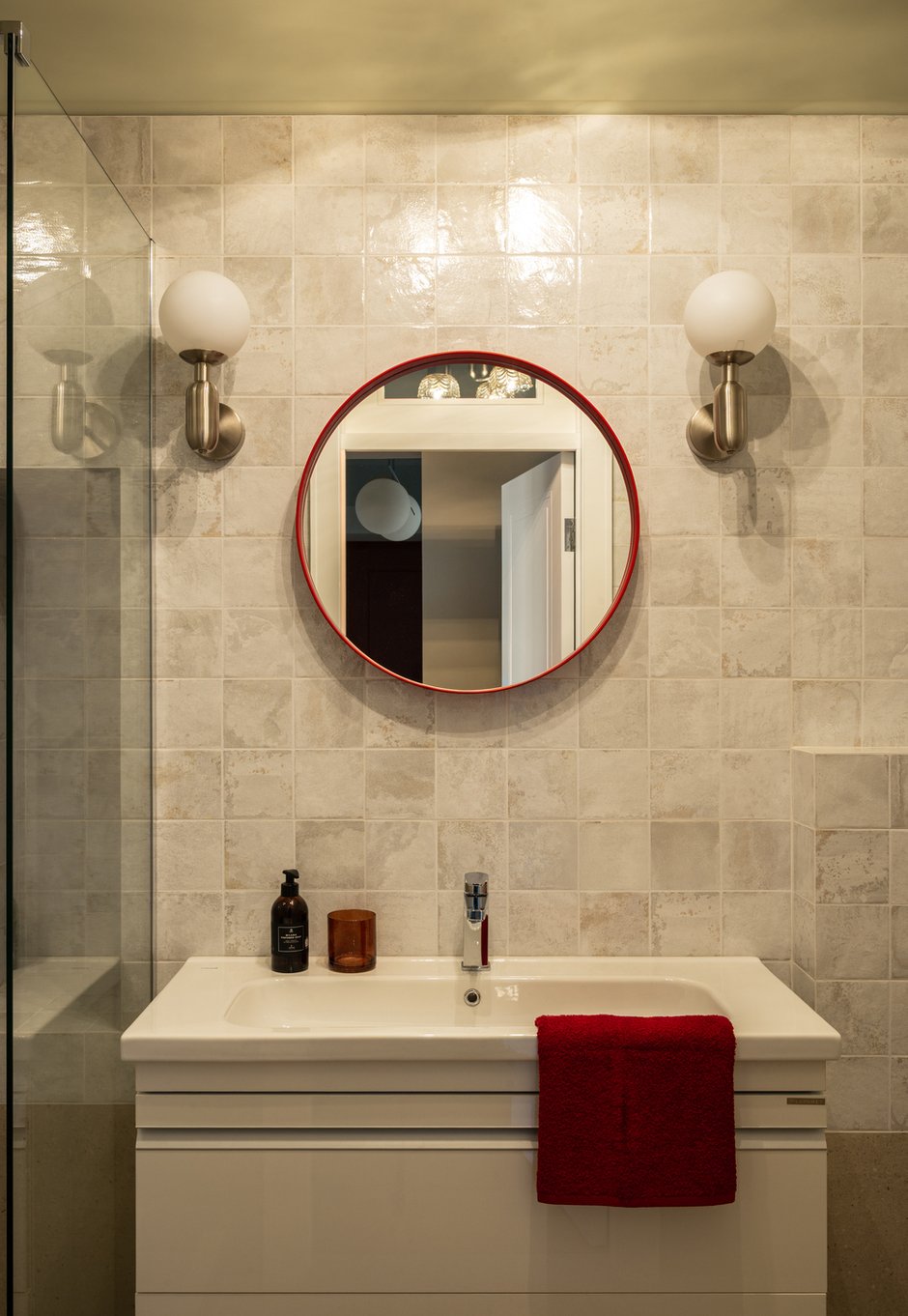 Фотография: Ванная в стиле Современный, Эклектика, Винтажный, Квартира, Проект дня, Минск, Сталинка, 2 комнаты, 60-90 метров, Елена Ерашевич, современный с элементами эклектики, винтажный/классический – фото на INMYROOM