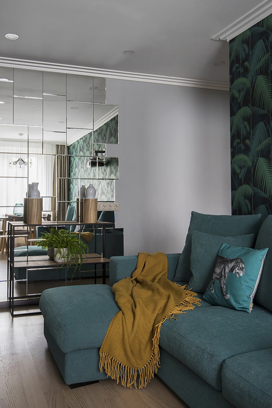 Фотография: Гостиная в стиле Современный, Квартира, Проект недели, Москва, Панельный дом, 3 комнаты, 40-60 метров, 60-90 метров, Юлия Савонова – фото на INMYROOM