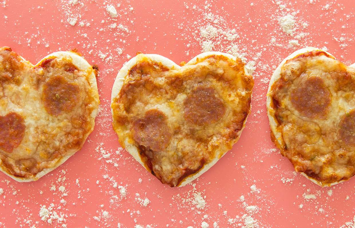 Мини пиццы в форме сердца