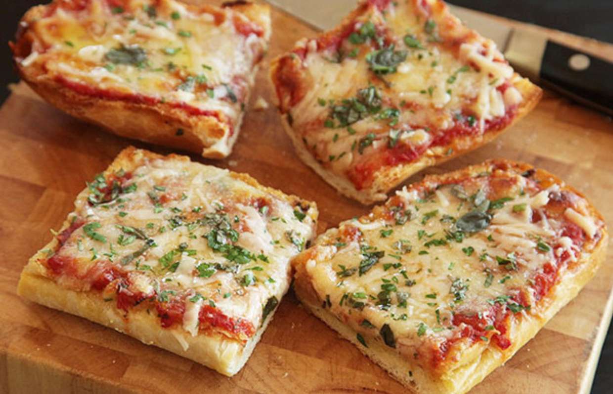 пицца рецепт приготовления с колбасой с сыром на сковороде фото 85