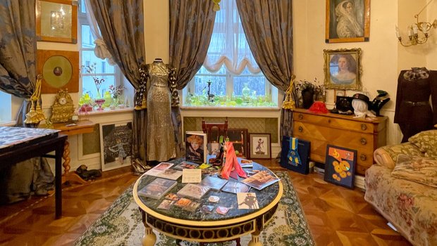 Людмила Гурченко жила на 120 квадратах: как актриса обустроила свою последнюю квартиру