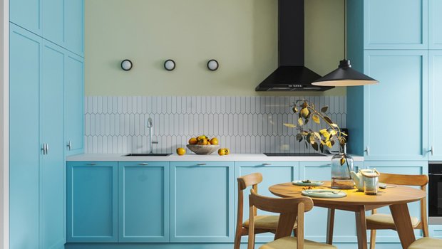 Двушка 60 м² в Пензе с голубой кухней